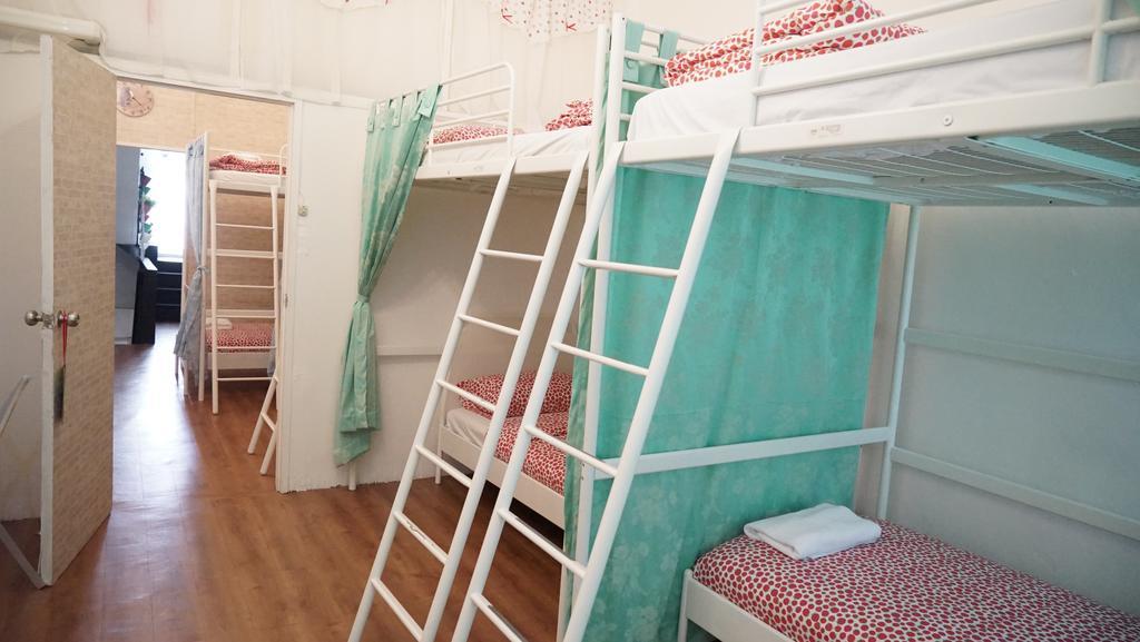Blue Jasmine Hostel Банкок Стая снимка