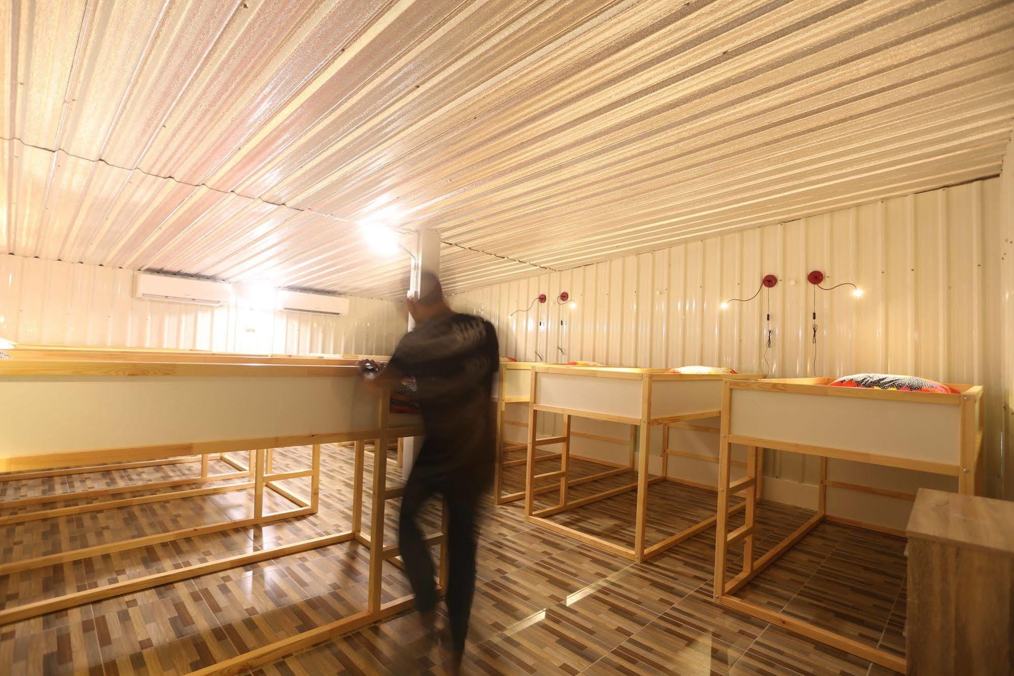 Blue Jasmine Hostel Банкок Екстериор снимка